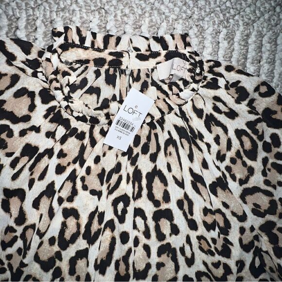 NWT Loft Cheetah Blouse - Sz XS - Picture 8 of 13